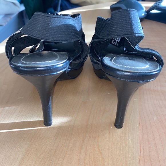 apt. 9 Norma Black Heels - Picture 6 of 7